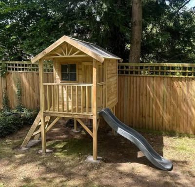 Wendy house Wendy house installation