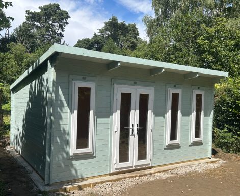 Summerhouse Dunster House Summerhouse installation